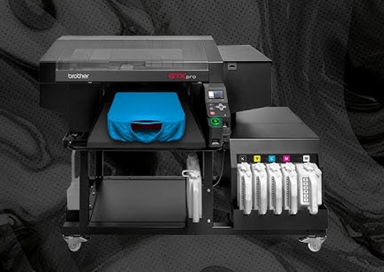 Gros plan sur une tête d'impression DTG — procédé direct to garment Pen'Tee France